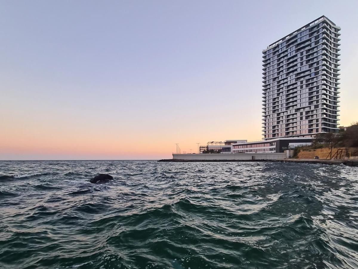Сozy 704 Sunrise Apartments On The 22Nd Floor In The Center Odesa Exterior foto